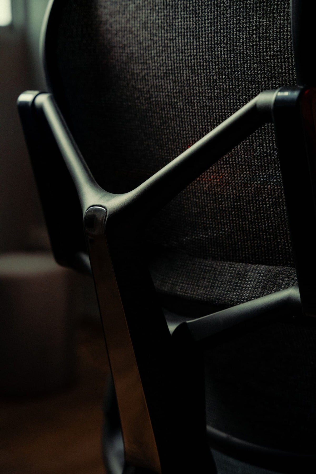 Falcon Chair Office Chairs Falcon Chair [Free Footrest Worth $150] Ergoworks